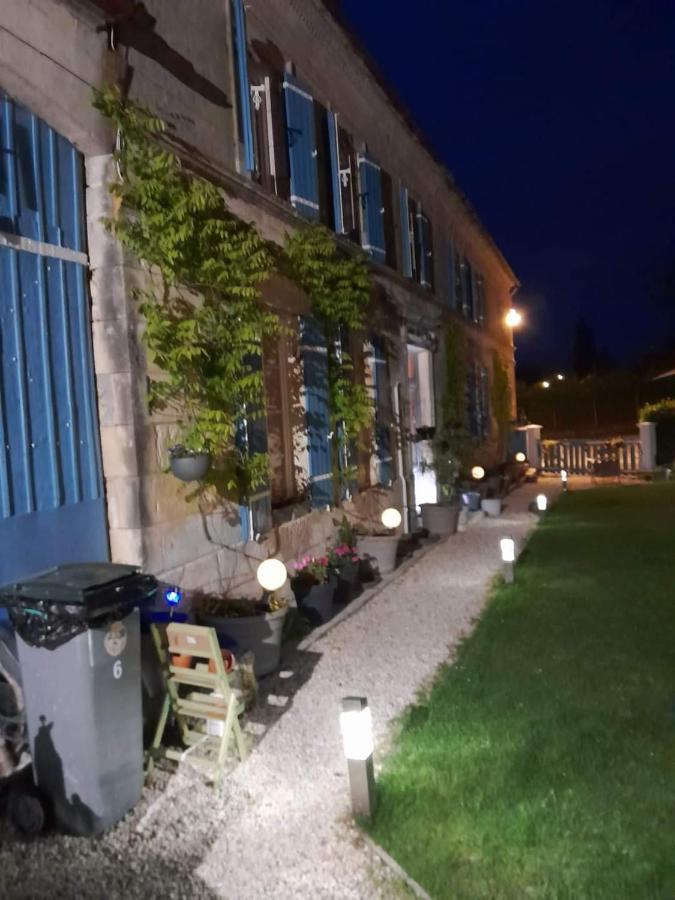 La Charentaise Des Lilas Saint-Léger Exteriér fotografie